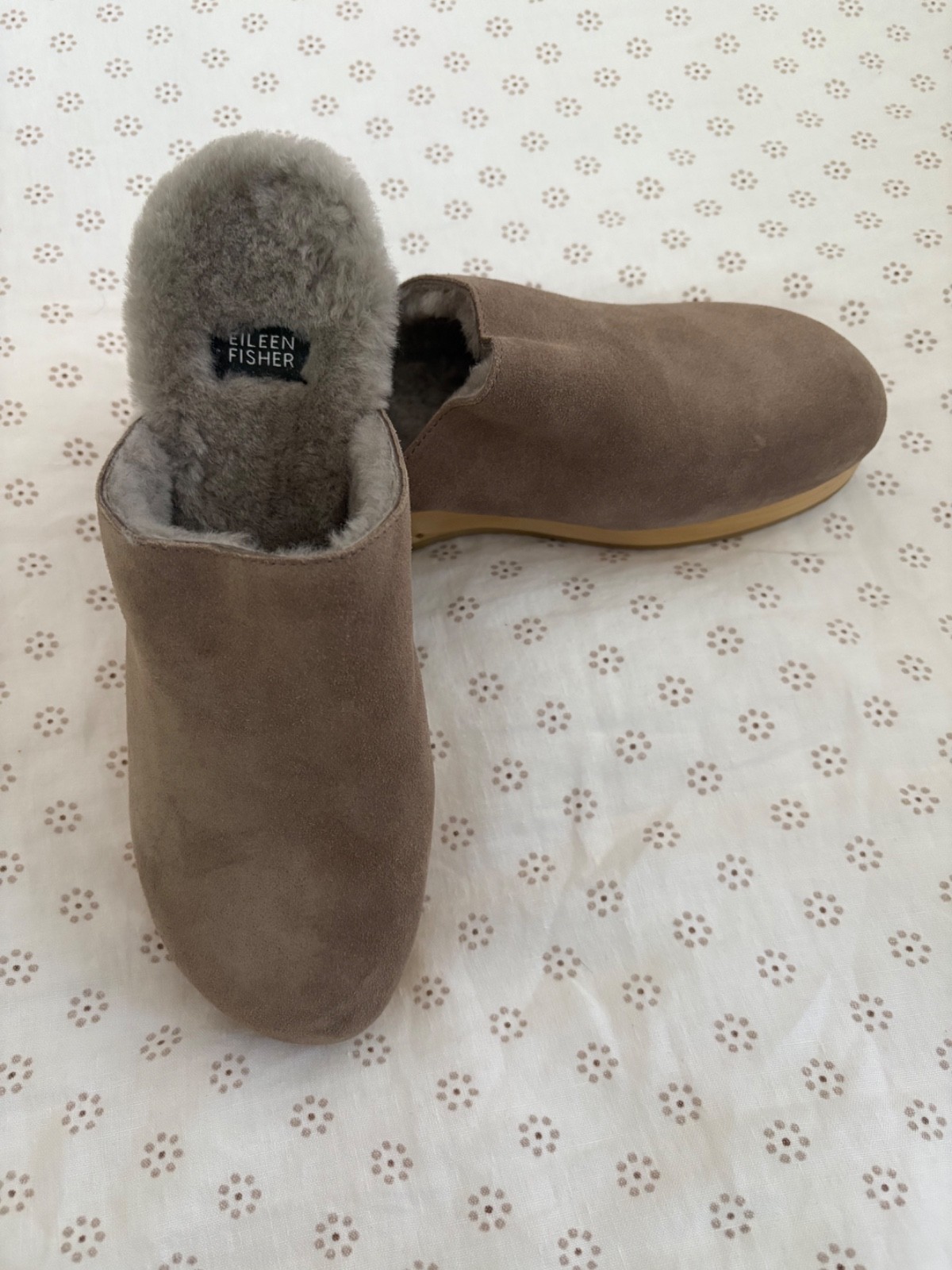Eileen Fisher Suede Shearling Wood Heel Clogs Shoes Size 9M Light Brown NIB