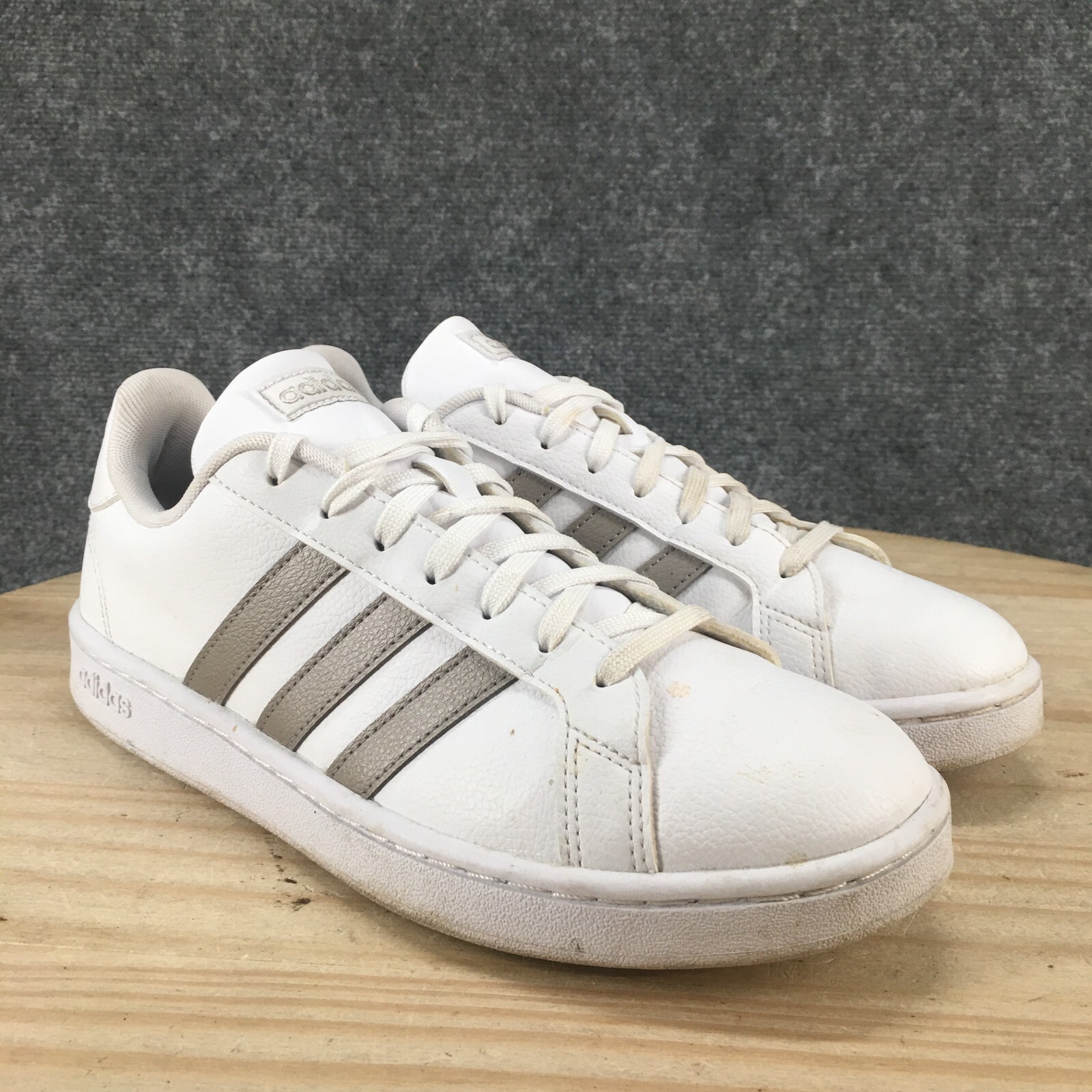 Adidas Sneaker Men 8.5 White Grand Court Lace Up Round Toe Casual Comfort F36485