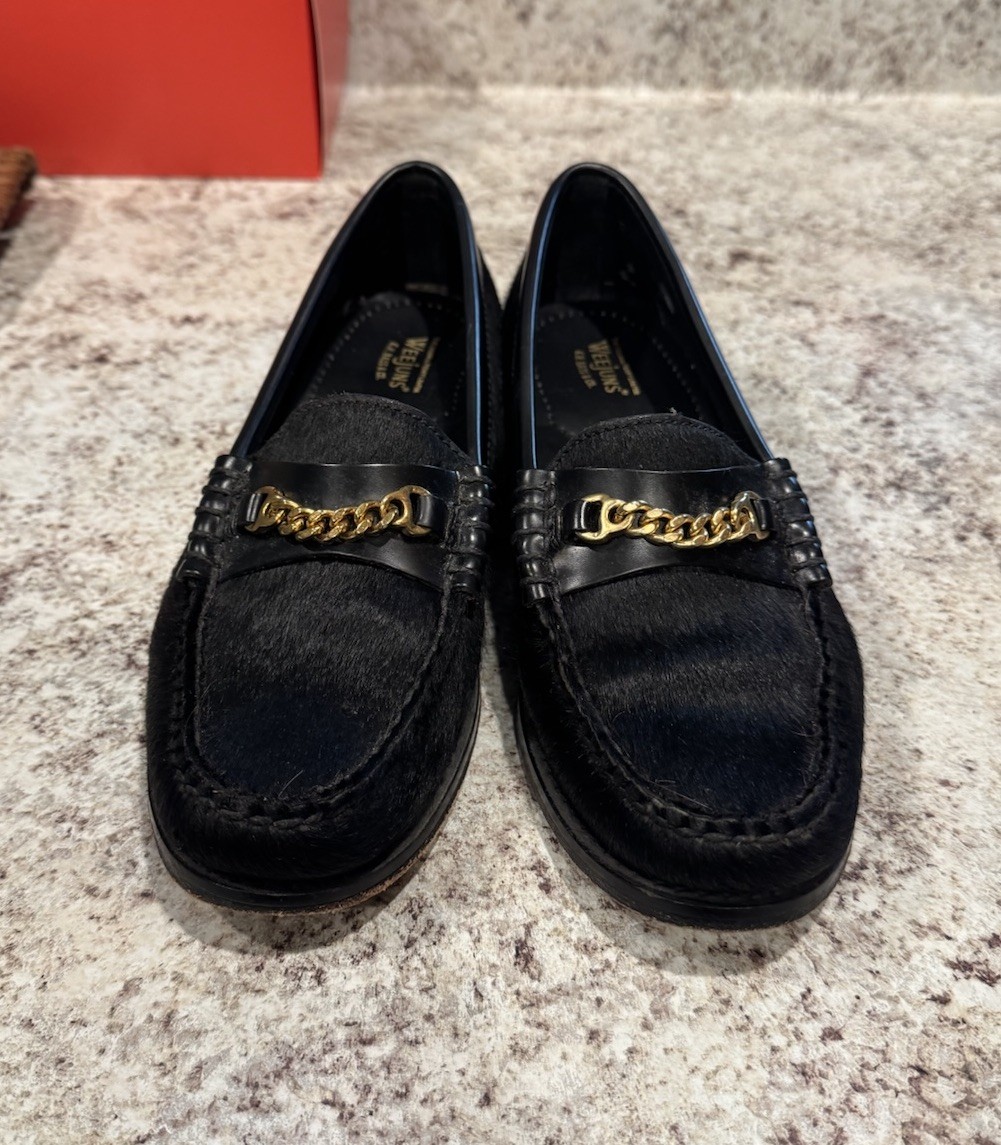 GH BASS – WOMEN’S – 6 M US – WEEJUNS LOAFERS – BLACK PONY HAIR – CELESTE CHAIN