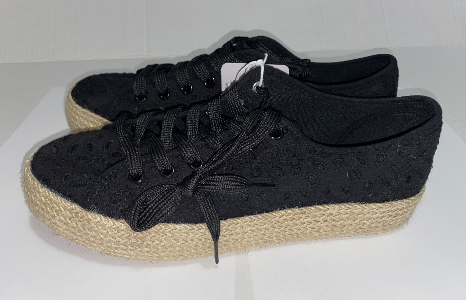 NIB – Women’s – Serra Espadrille Sneaker Shoes – Size 10 – Black