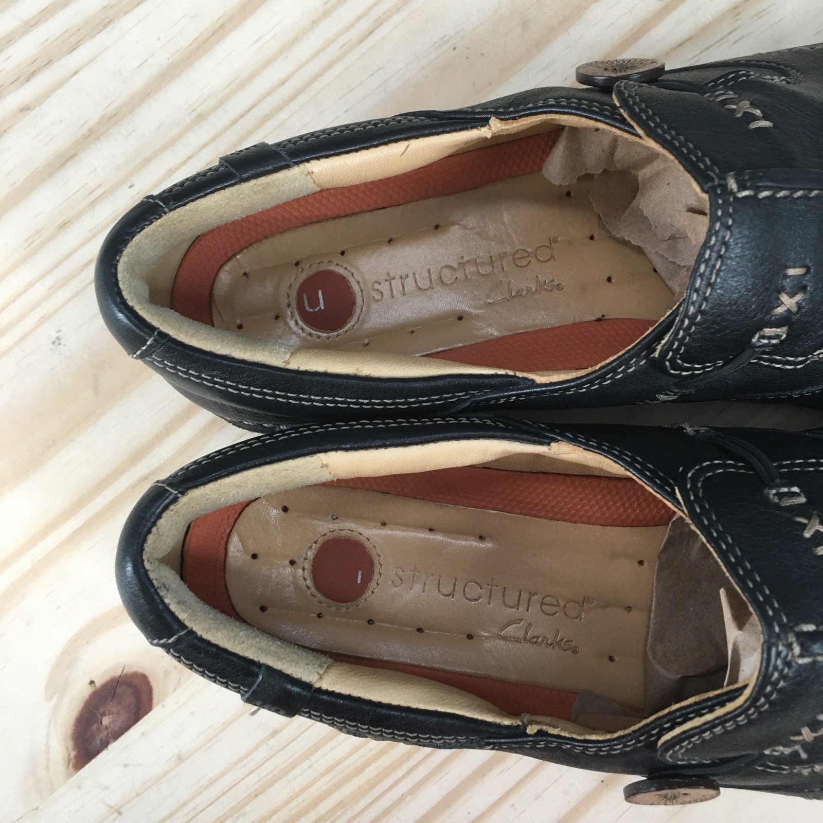 Unstructured Clarks Un Loop Loafer Shoes Womens 8.5 Wide Button Leather Black