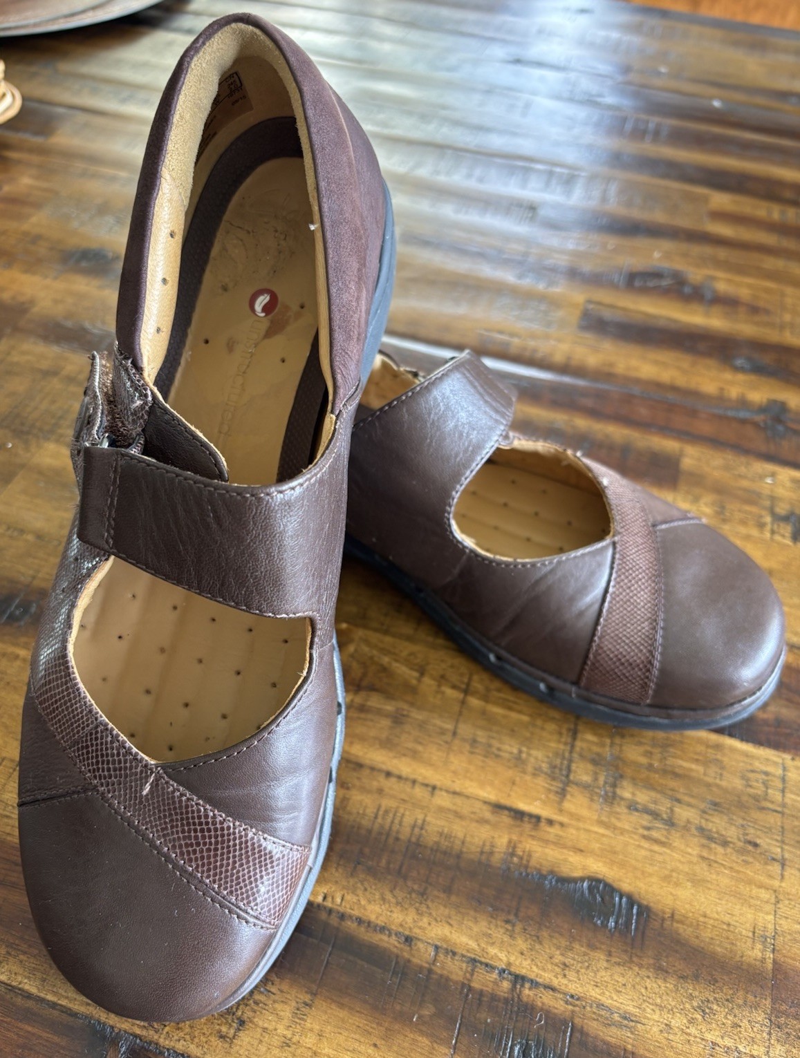 Clarks Artisan Unstructured Mary Jane Brown Leather Comfort Shoes Women’s 8.5W
