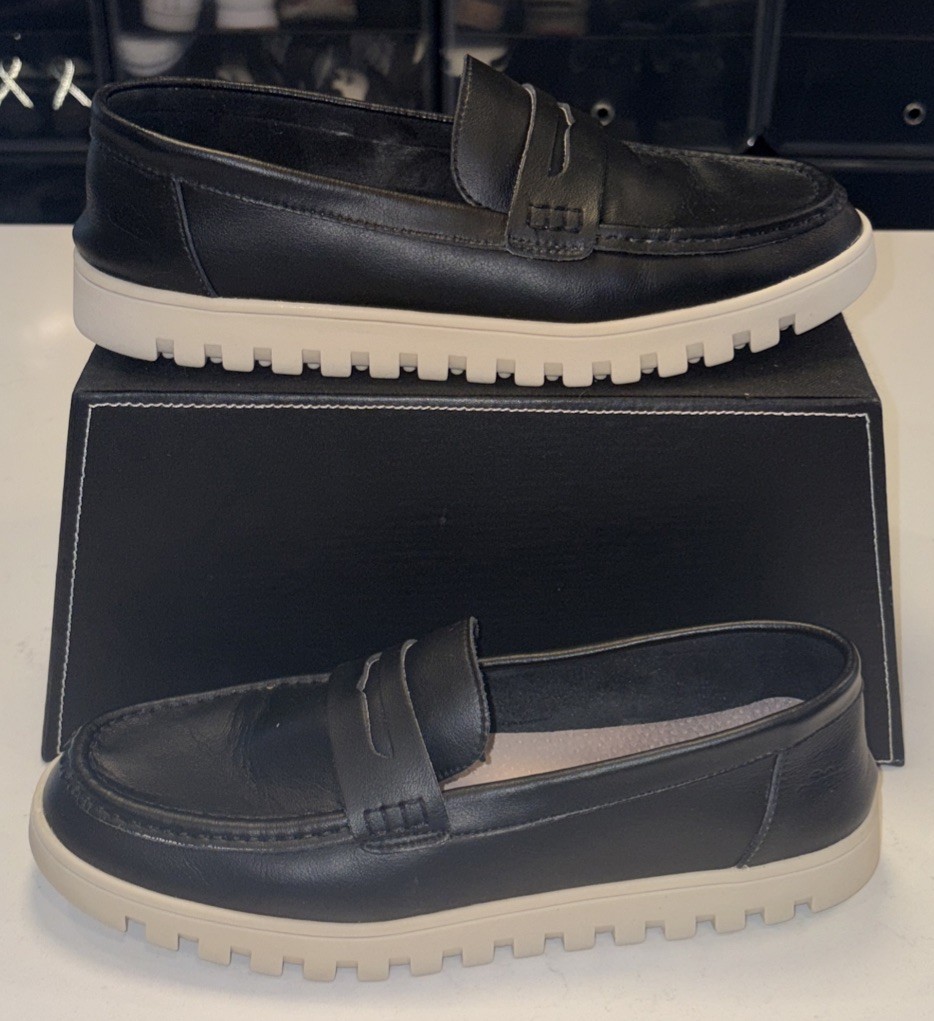 Project Cloud 100% Genuine Leather Loafers – Women Size 11 (K-B2)