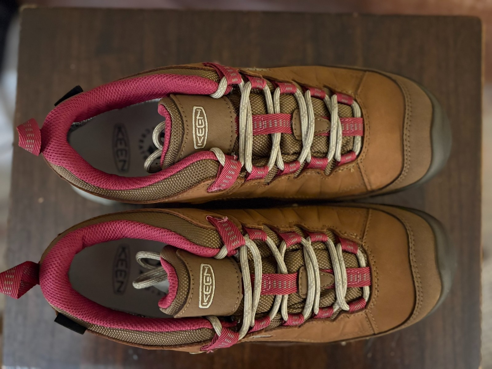 New KEEN Targhee IV Waterproof Hiking Shoes-Women’s Size 8.5 (EU 39)