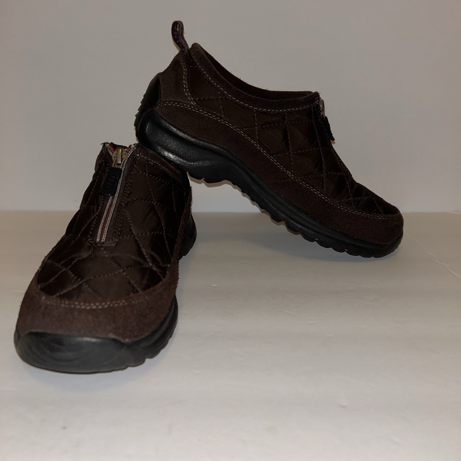 Lands End Women’s Sz 7.5 Brown Suede Hiking Walking Shoes Front Zip 86524