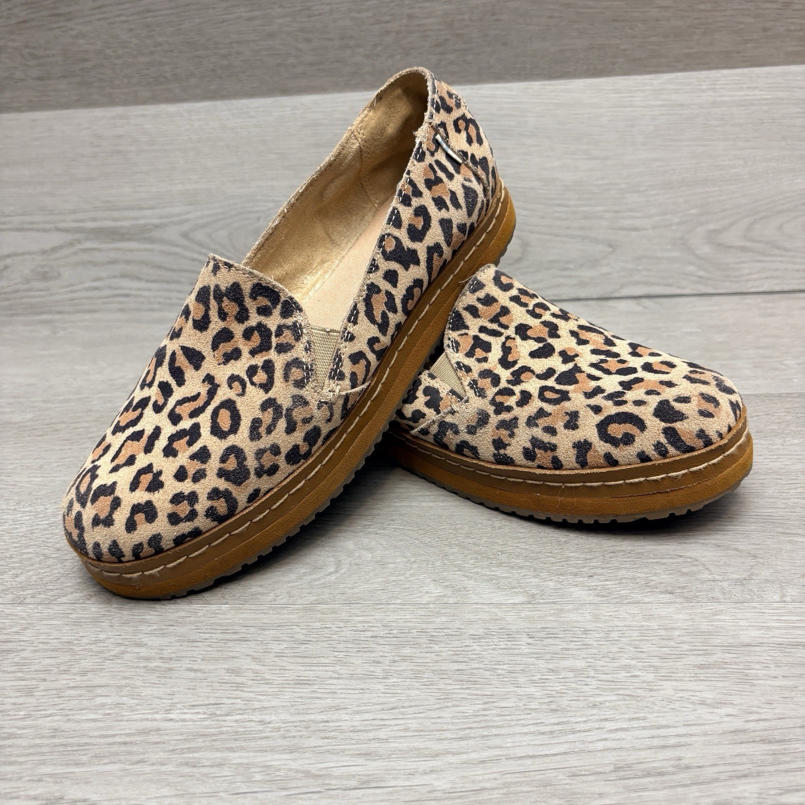 Toms Palma Desert Tan Leopard Print Suede Slip-On Platform Espadrilles Size 7