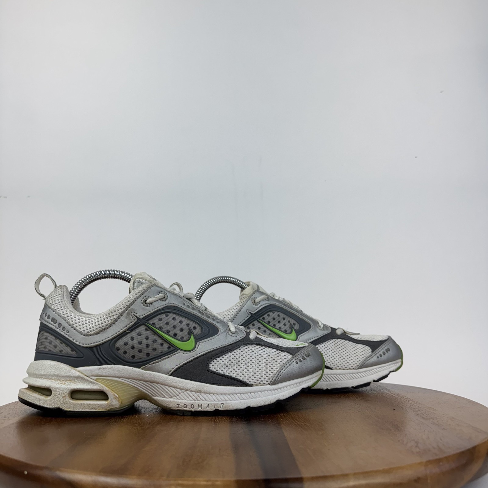 Womens Nike Air Max Moto+ IV White Mesh Athletic Running Sneakers Shoes Size 9 M