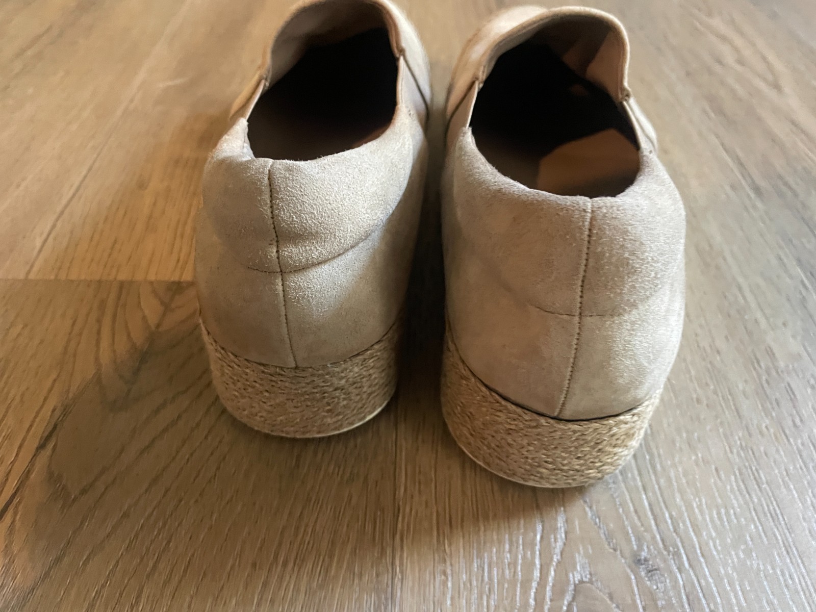 Vince Women’s Wilden Suede Espadrille Tan Slip-on Sneaker Platform 9.5