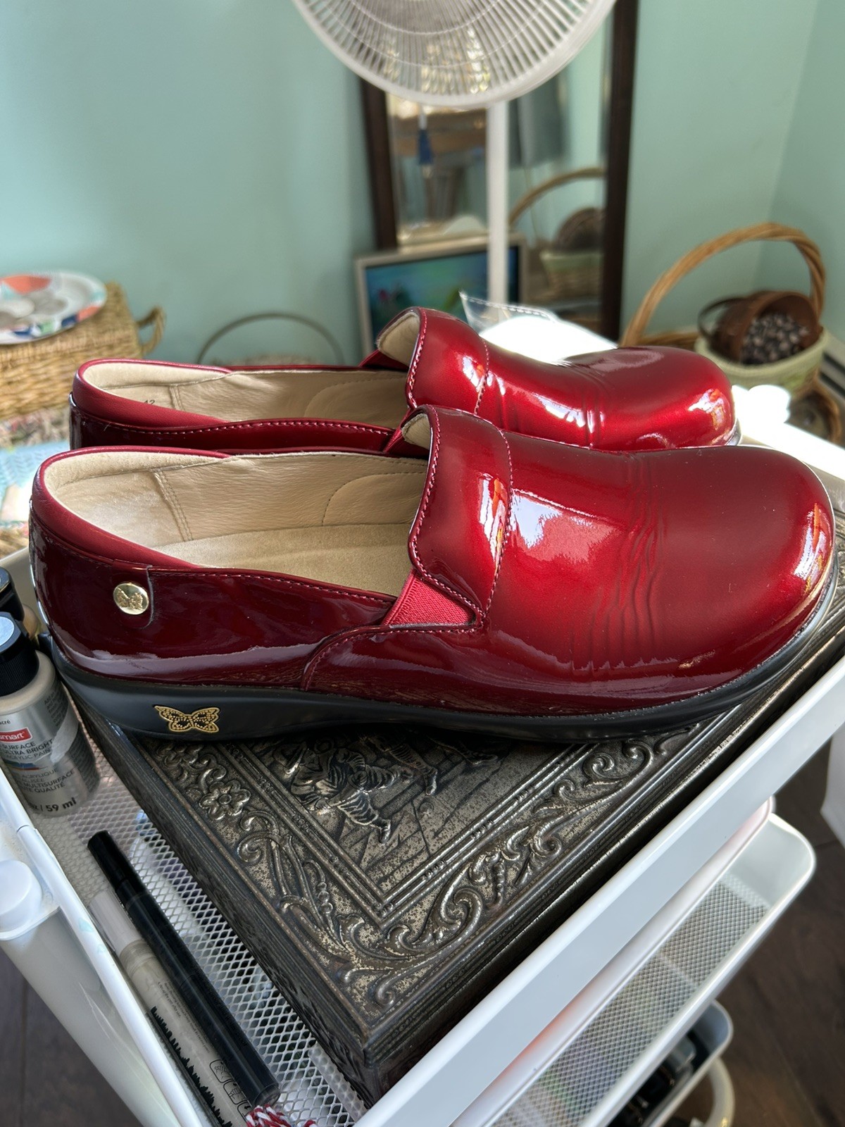 Alegria Women’s Cherry Bomb Patten Leather Slip On Clog Shoe 42