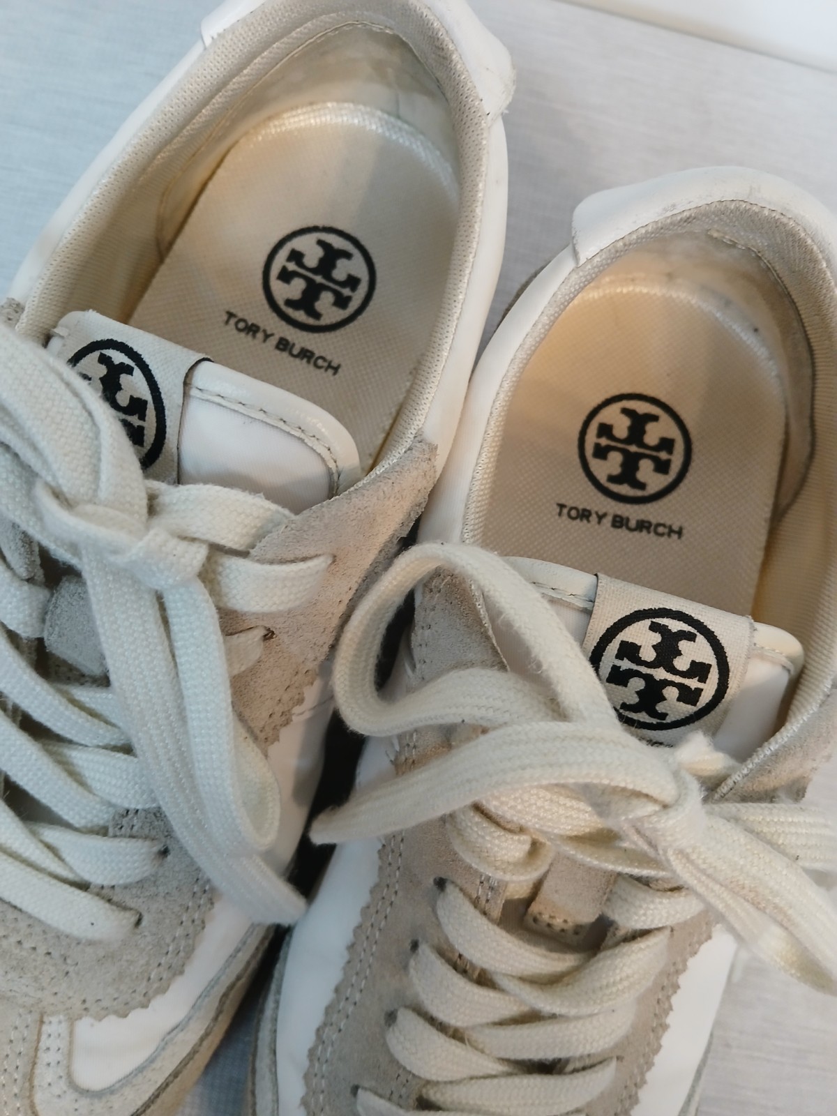 Tory Burch Hank Leather Suede Sneaker Womens 6 Snow White Beige Gum Lace