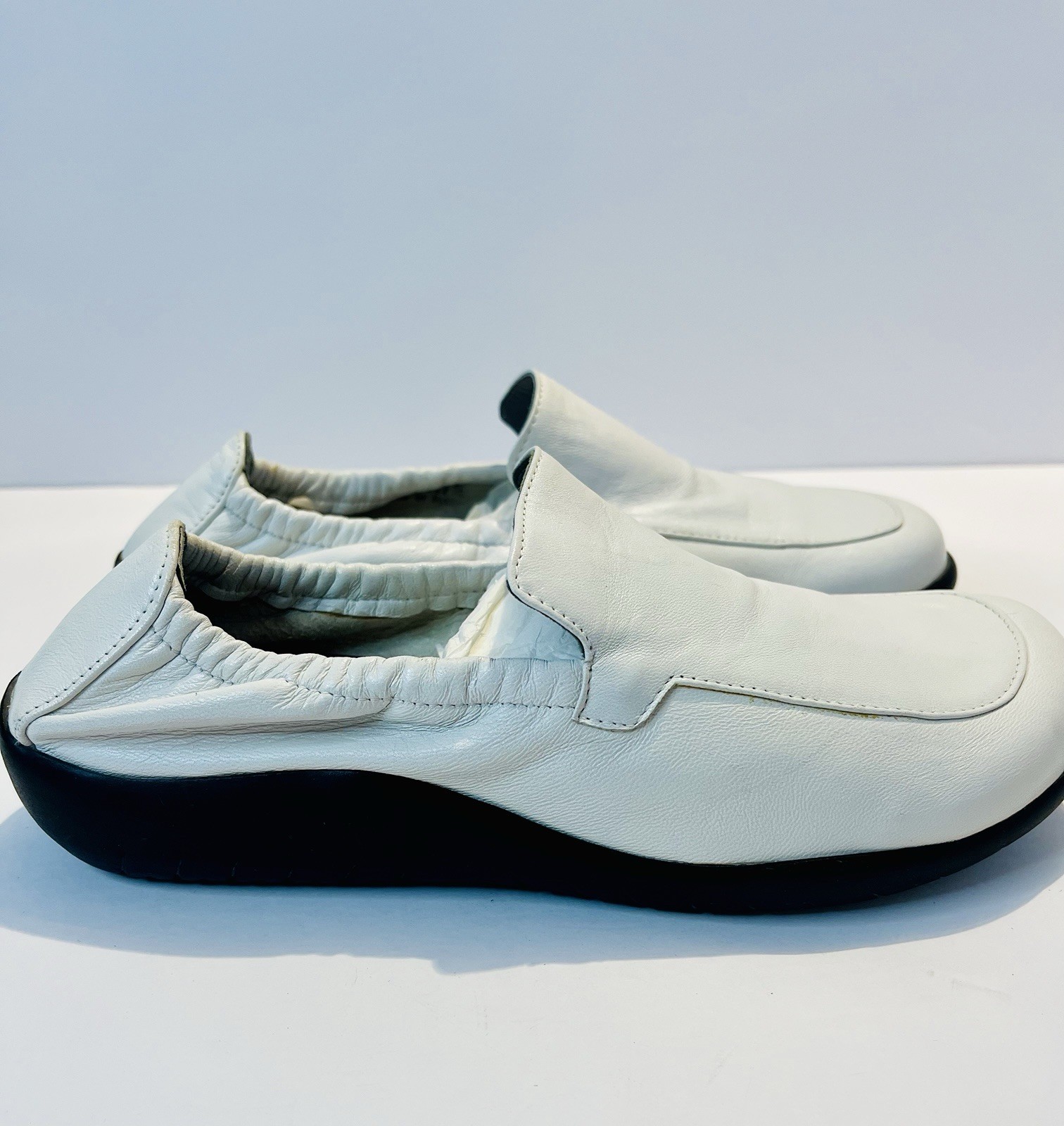 BALLY White Leather Slip On Shoes Italy Size 6.5 / 36.5 Comfort Minimalist