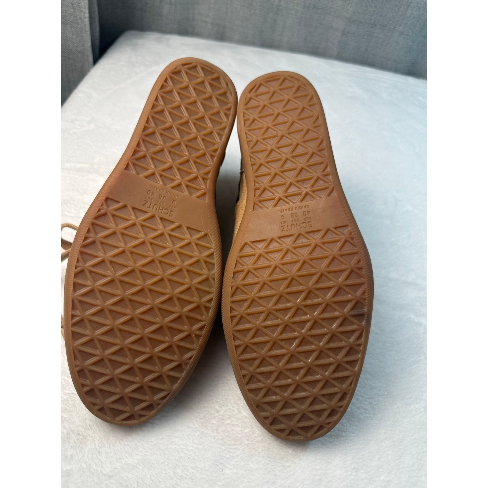 Schutz Pony Hair Camurcao Sunkiss Wedge Heeled Sneaker Size 9 EUC