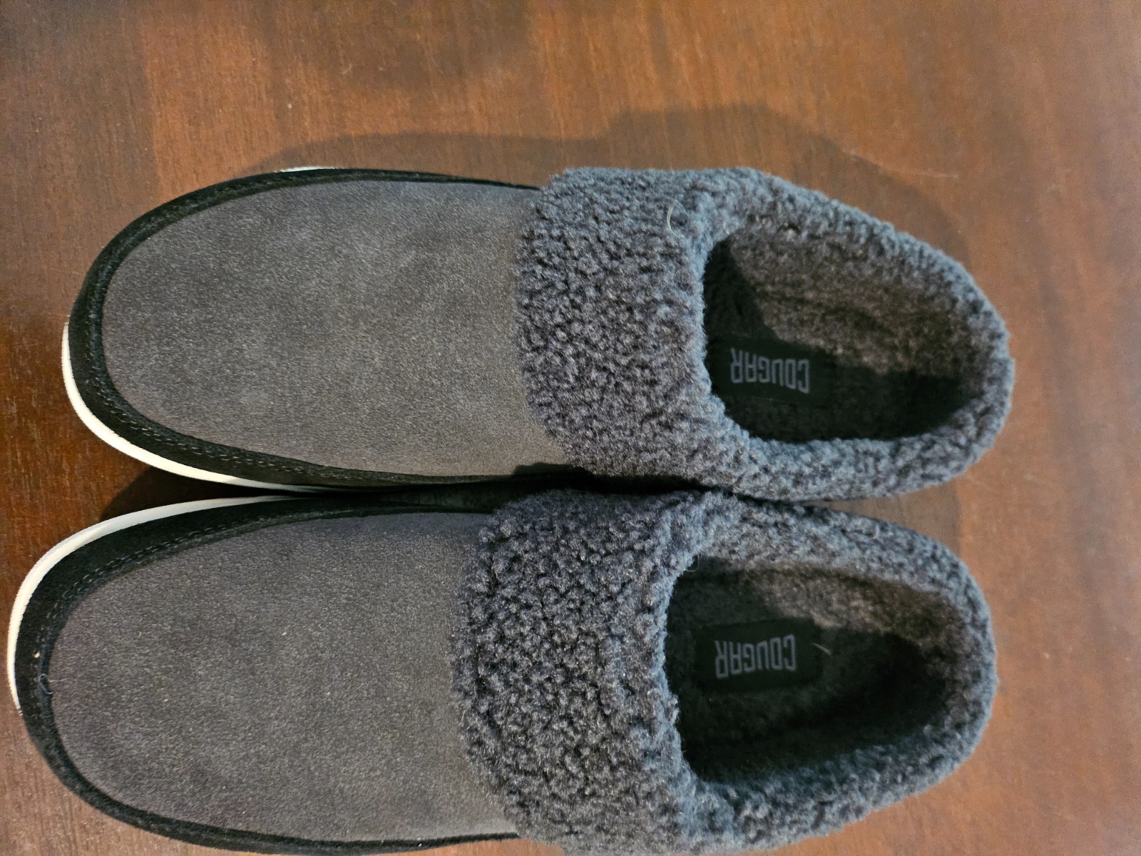 Cougar Water Repellent Suede and Faux Fur Clogs Black Gray Size 10