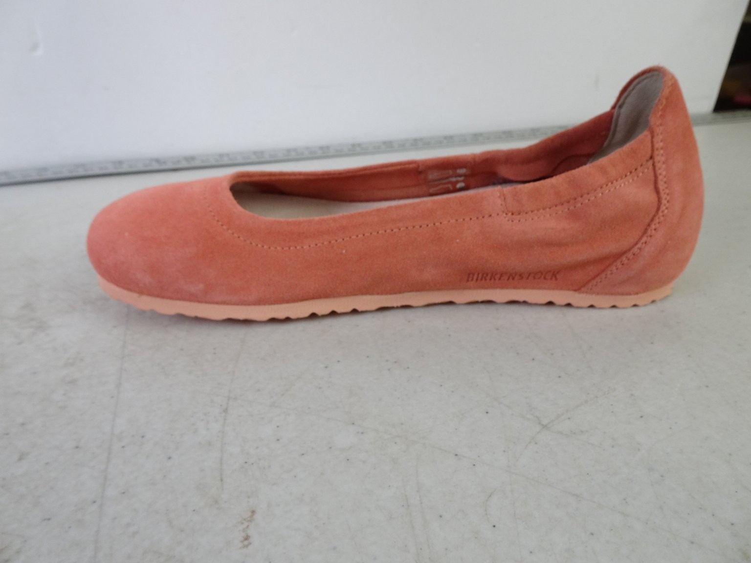 Birkenstock Women’s Coral Suede Ballet Flats US 6 EU 37 Slip-On Comfort