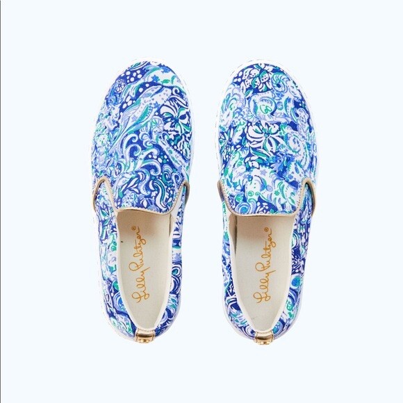Lilly Pulitzer Julie sneaker Royal Purple 60 animals blue white slip ons size 10