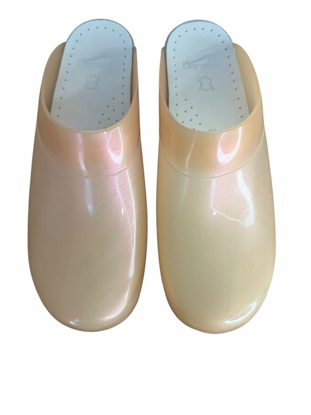 Dansko Sonja Clogs size 40 9.5 to 10 Coral Translucent Pink Sole Nursing Shoes
