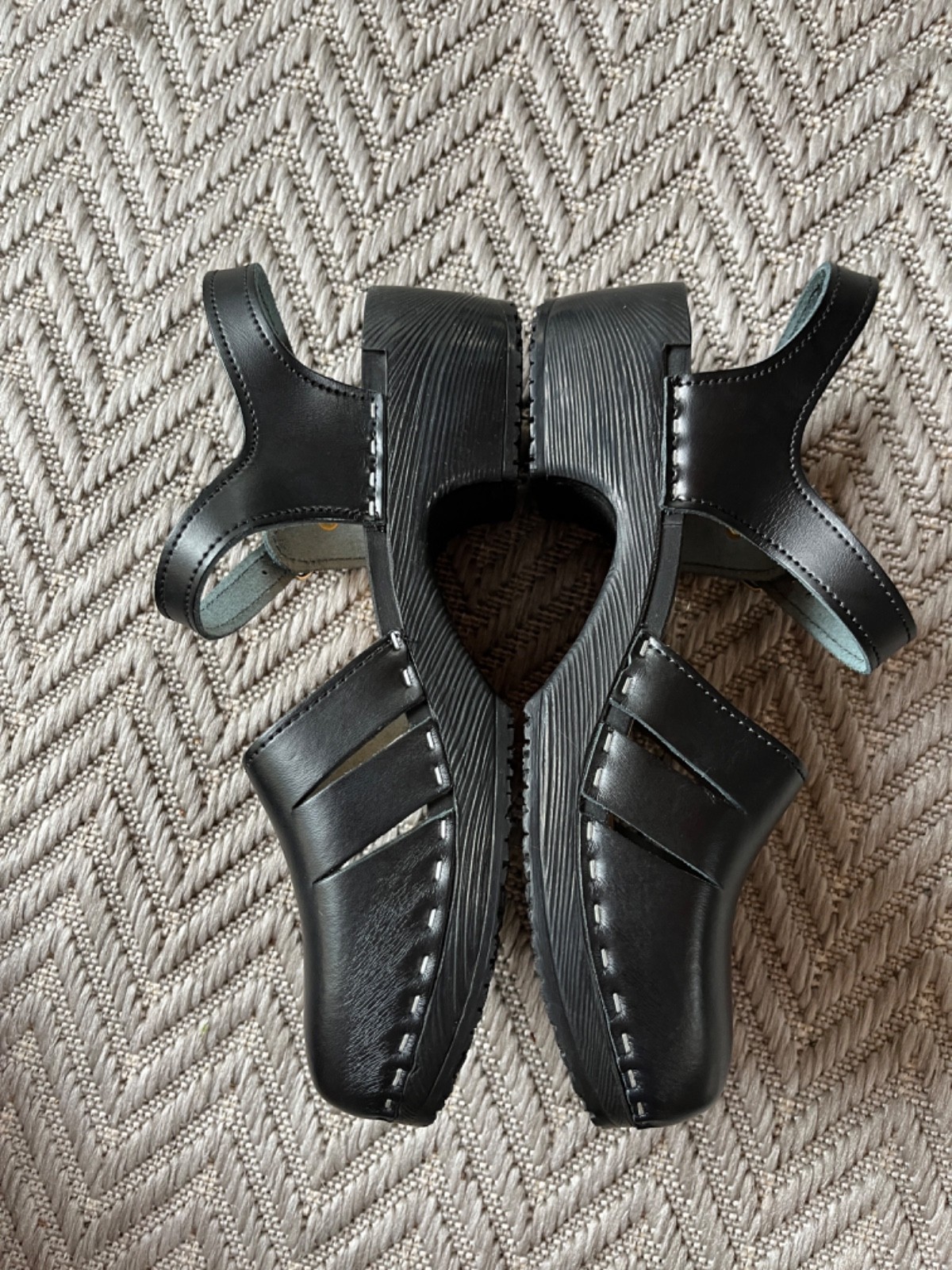 VERKA Clogs LIVLIG Swedish Comfort Clogs Size 41 US 10-10.5 Leather BLACKBERRY