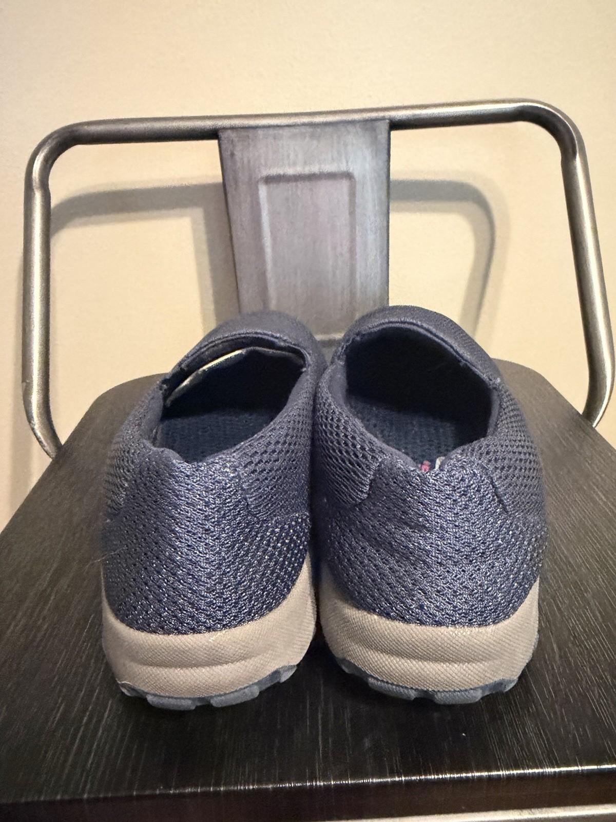 Skechers Relaxed Fit Air-Cooled Memory Foam Slip On Shoes Women’s 8 Navy Mesh