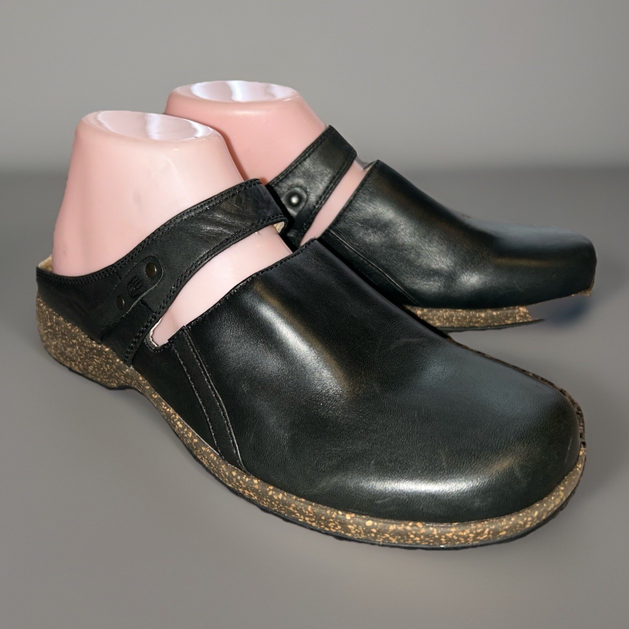 Womens Teva Delavina Black leather mules Clog Sz 8.5