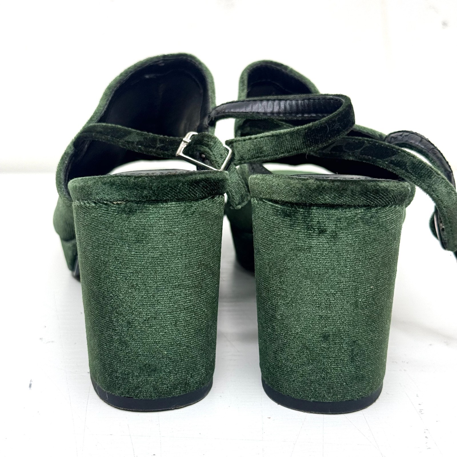 URBAN OUTFITTERS Velvet Hearts Peep Toe Boho Hippie Platform Mule Heels 40 10
