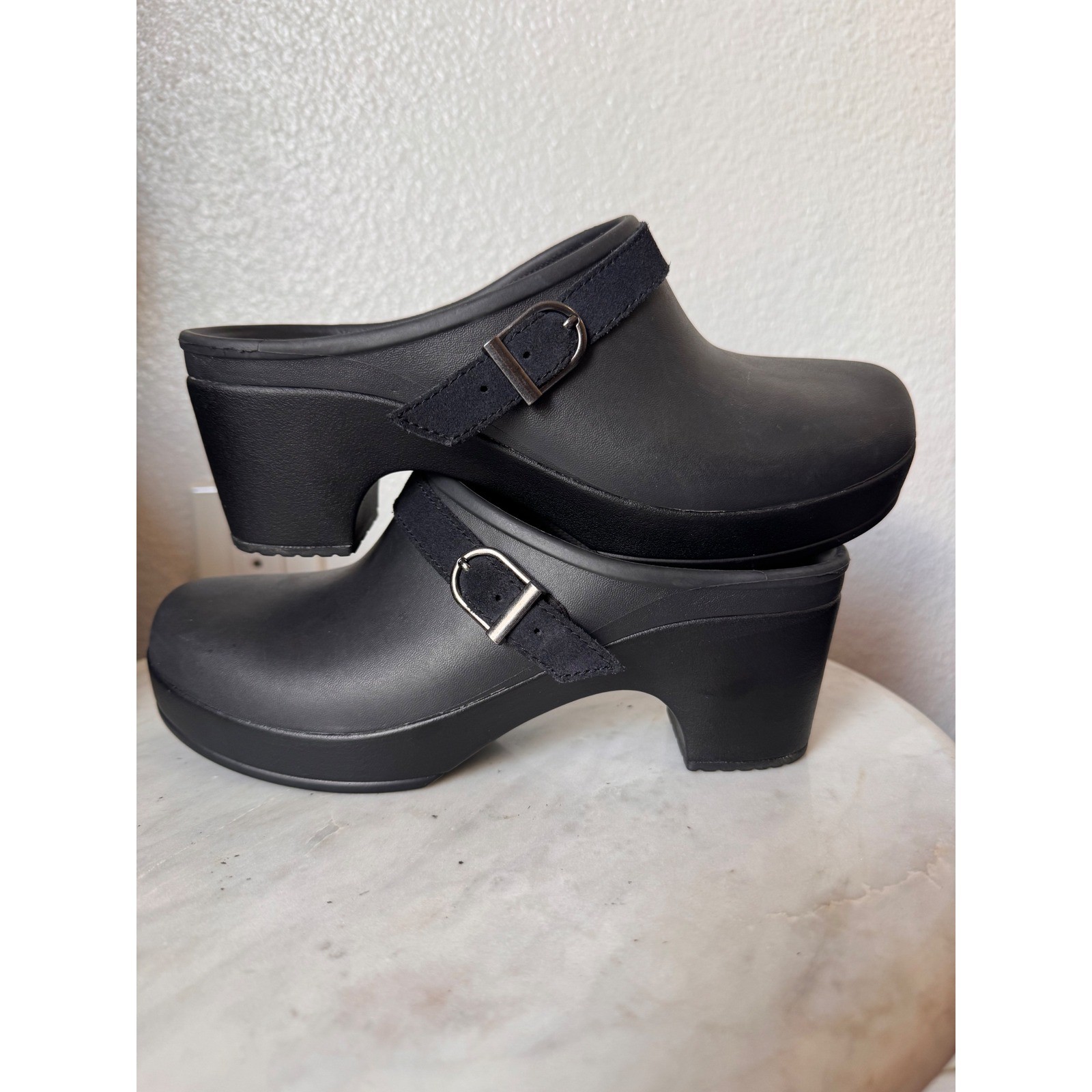 Vintage Style Crocs Sarah Clogs • Chunky Black Platform Heeled Mules • Goth Y2K
