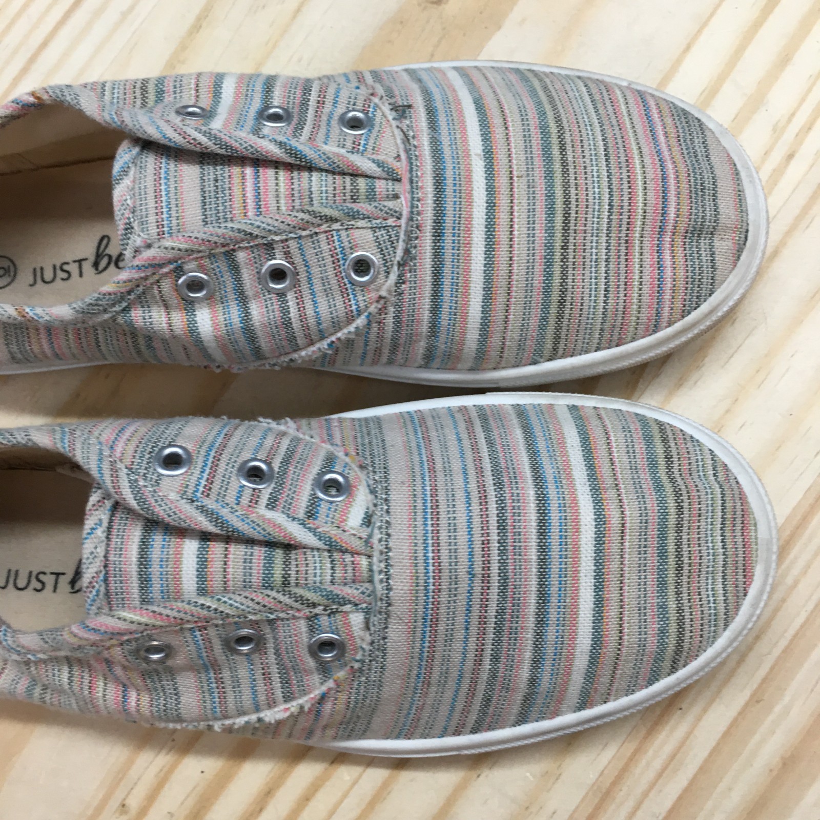 Just Be Shoes Womens 6 Sneakers Multicolor Canvas Lace Up Round Toe Casual 57623