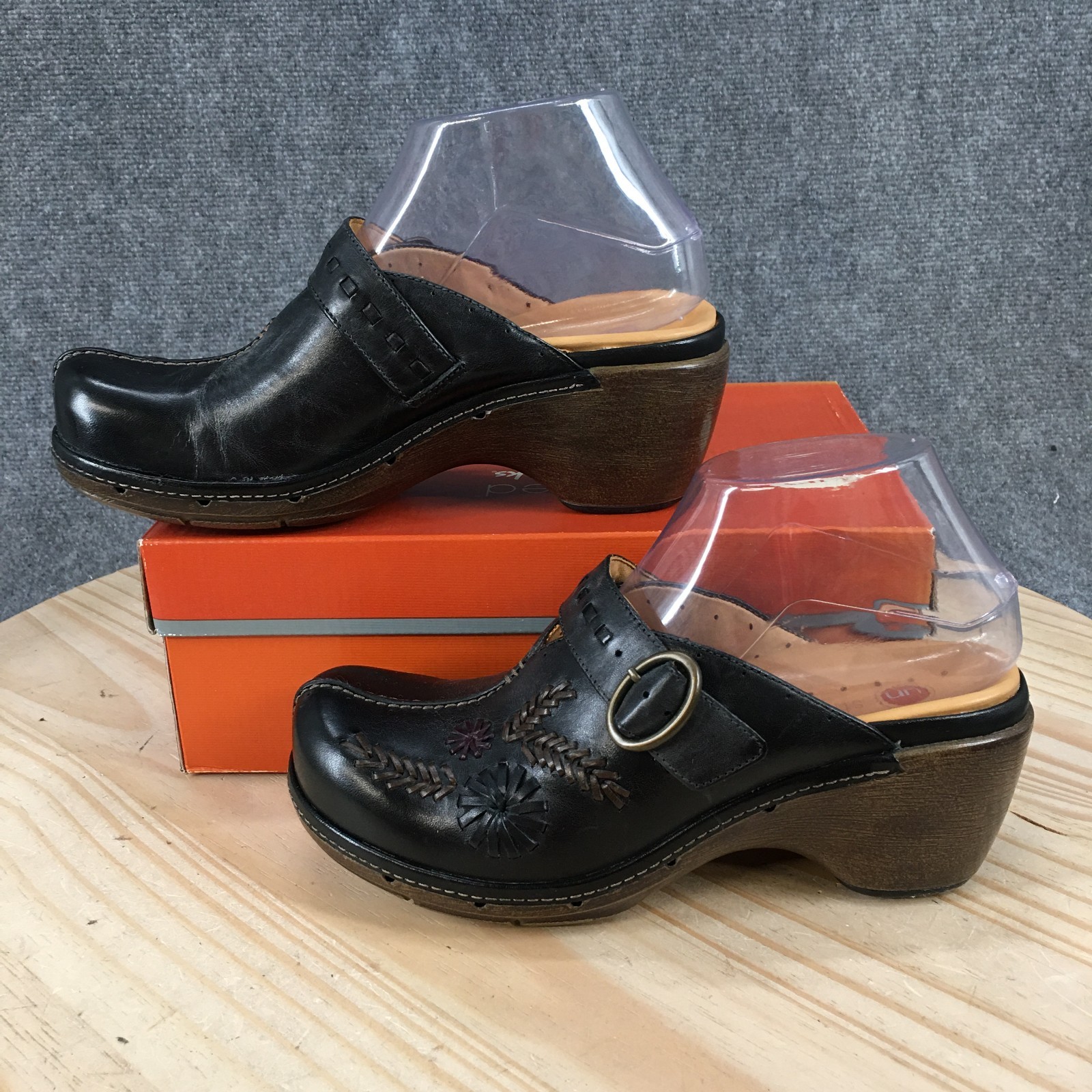 Clarks Unstructured Shoes Womens 7 M Slip On Wedge Mule Clogs Black Leather NEW