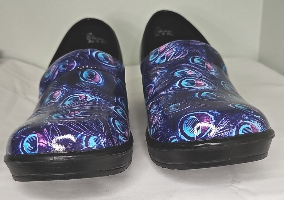 Easy Works By Easy Street Slip Resistant Laurie Clogs Wm Sz. 10 M Purple Peacock