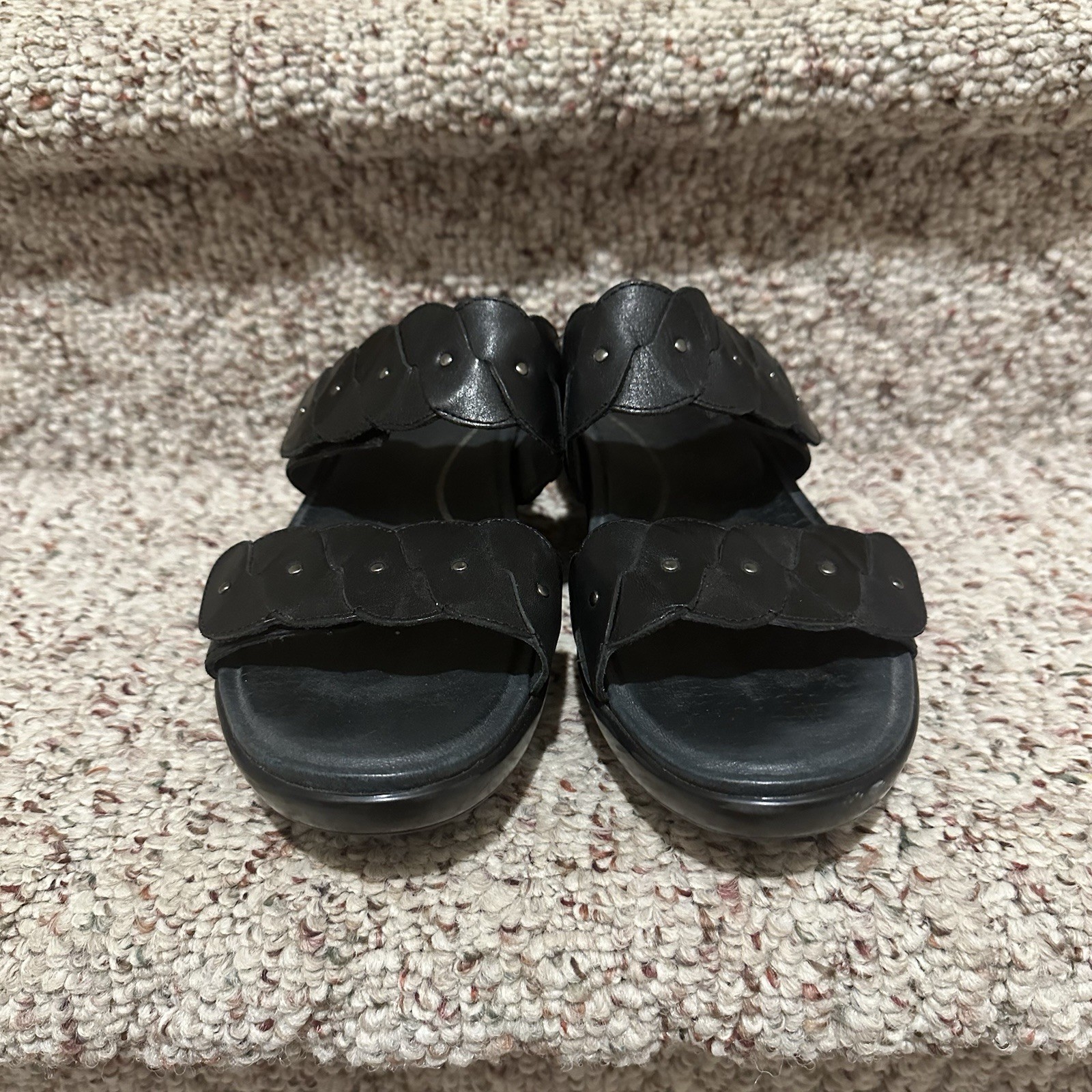 Dansko Slide Sandals Women’s Sz 39 EU 8-8.5 US Black Leather Adj Strap Studded