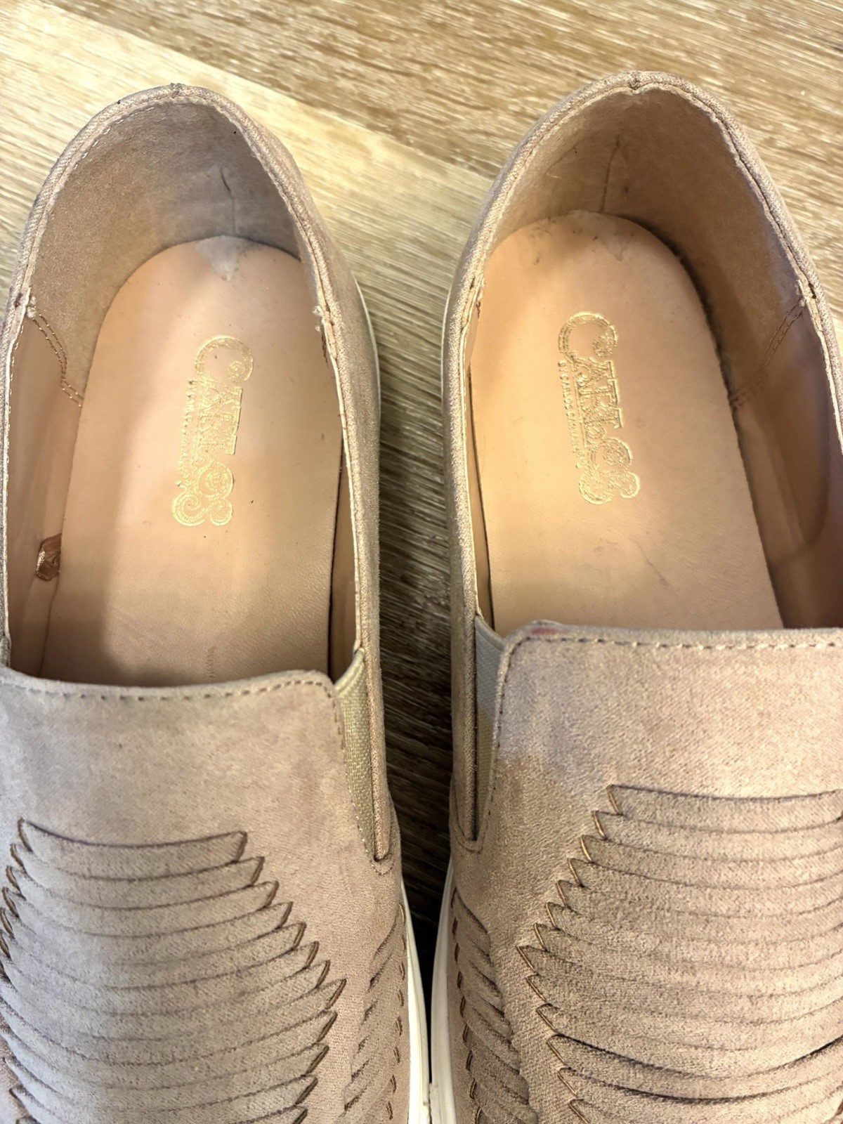Carlos Santana Men’s Taupe Suede Slip-On Sneakers Size 7 Casual Comfort