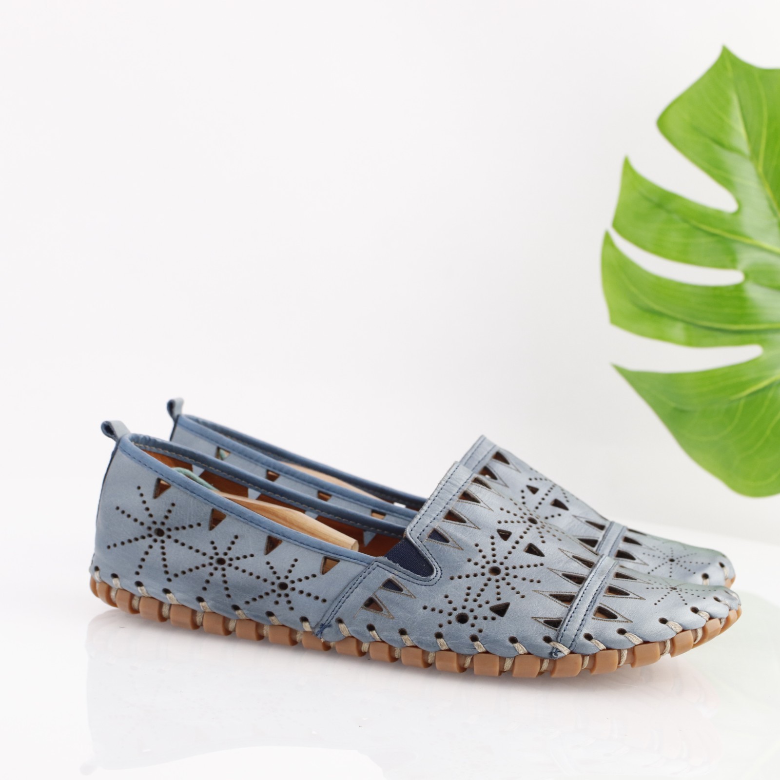 Spring Step Womens Fusaro Loafer Size 44 12.5 Blue Leather Cutouts Flexible Shoe