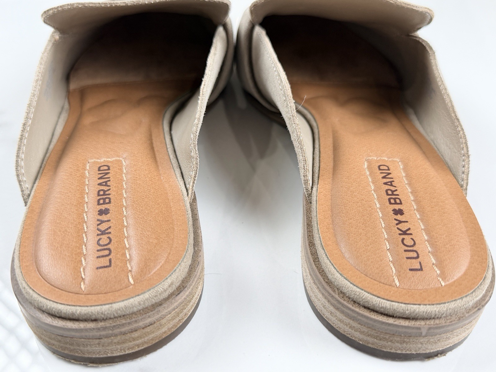 Lucky Brand Adenia Mule Flats Womens 8M Beige Suede Pointed Toe Knot Slip On