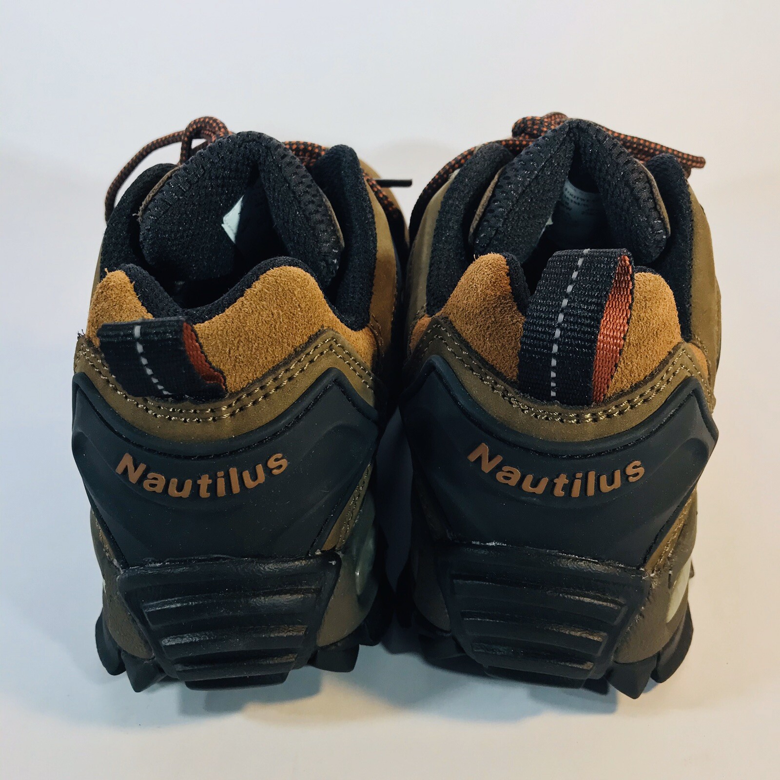 Nautilus 1353 ESD Composite Safety Toe Athletic Shoe Brown Leather Womens 6 M/W