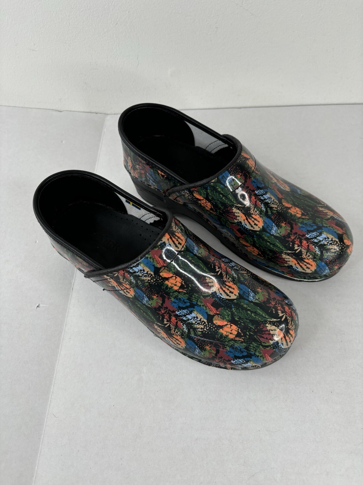 Bjork Swedish Comfort Shoes Clogs Women’s Size 39-40 US 8.5-9 Water Colors Print