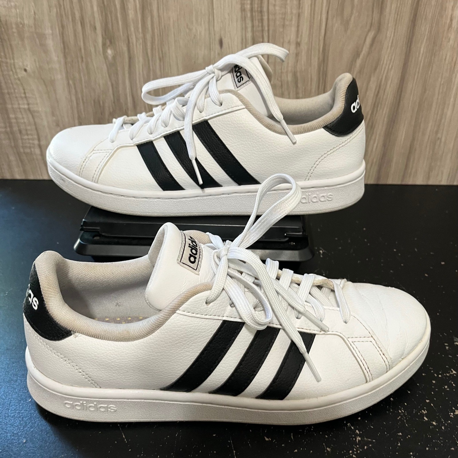 adidas Grand Court Women’s Size 9.5 White Black Leather Sneakers Shoes F36483