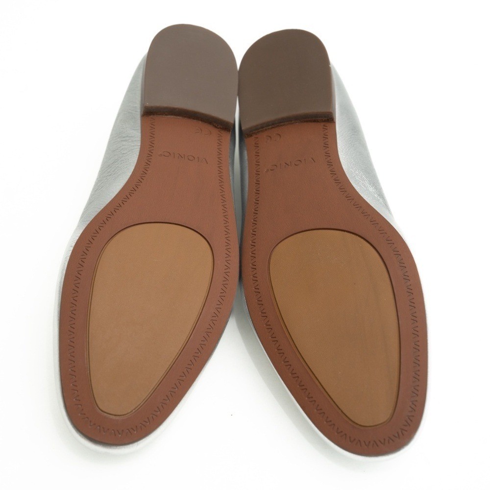Vionic – Willa II Silver Flats