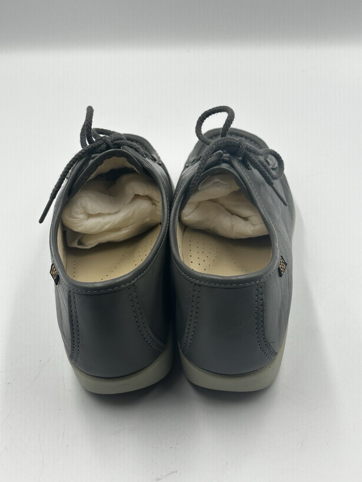 SAS Siesta Women’s Hand-sewn Leather Loafers, Size 7.5W (Wide) Gray Moccasin New