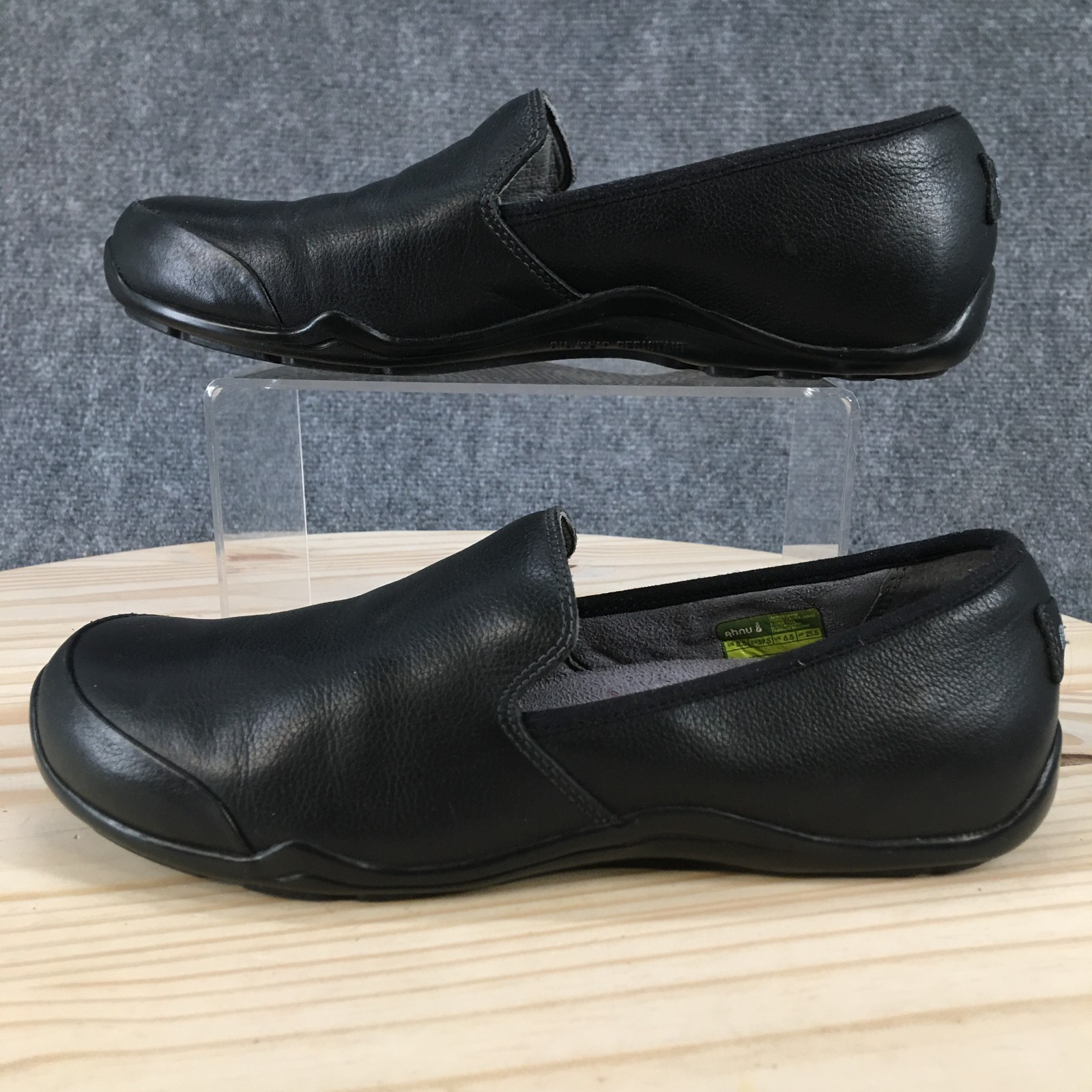 Ahnu Slip-On Womens 8.5 Black Penny Pro Loafers Leather Lining Rubber Sole