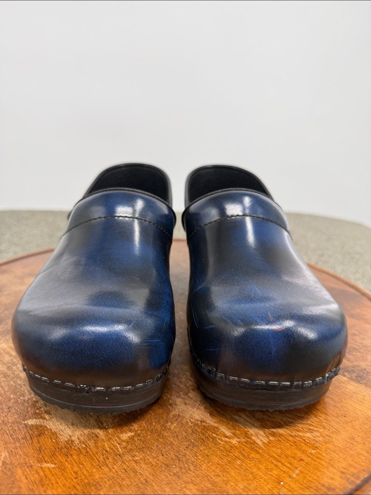 Sanita Shoes Wm 40 US 9 Blue Leather Slip-On Clogs Nursing Professional Slip On