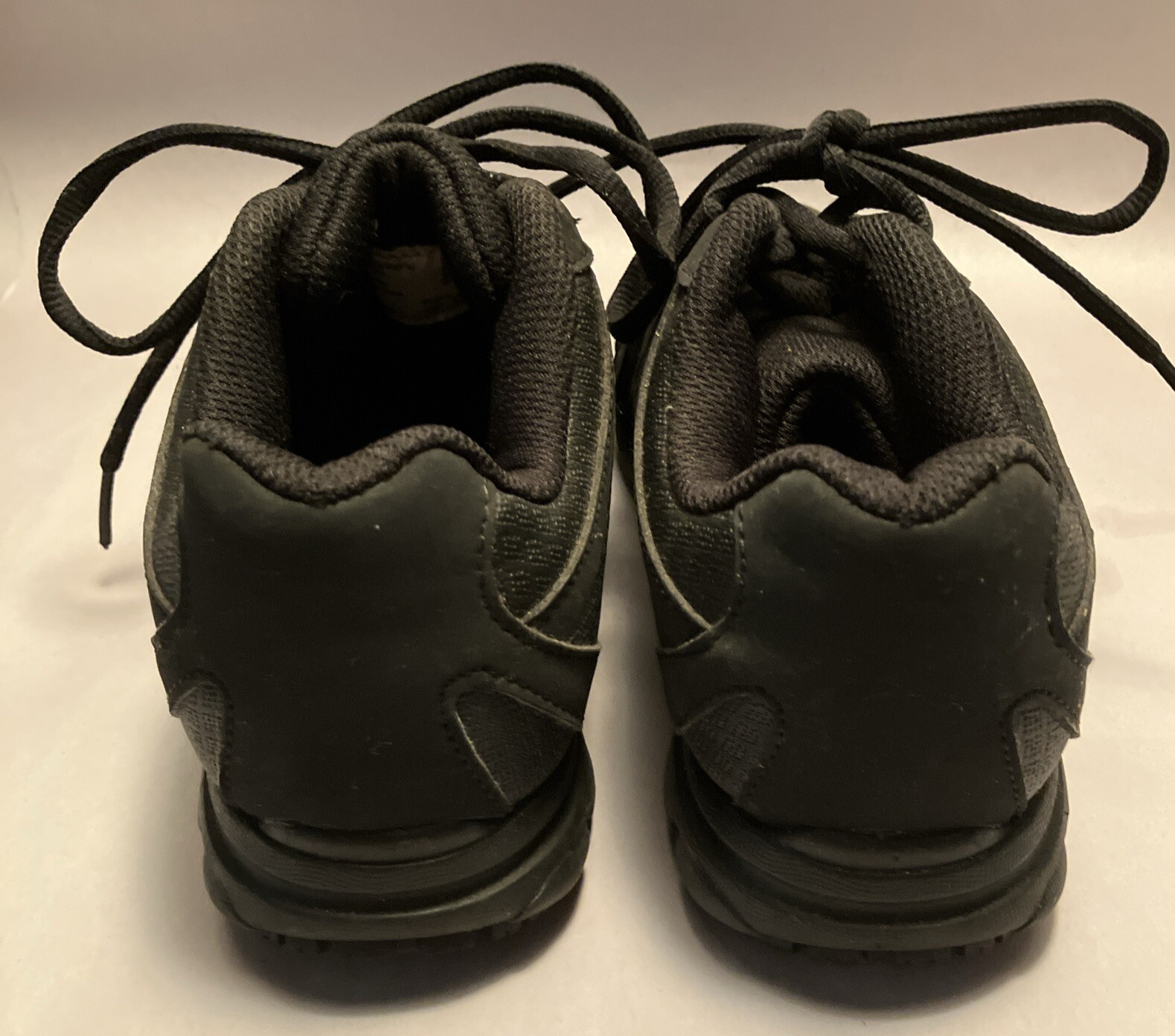 SafeTStep Comfort Women 6 Black Cushion Insole Grip Sole Comfortable Work Shoes