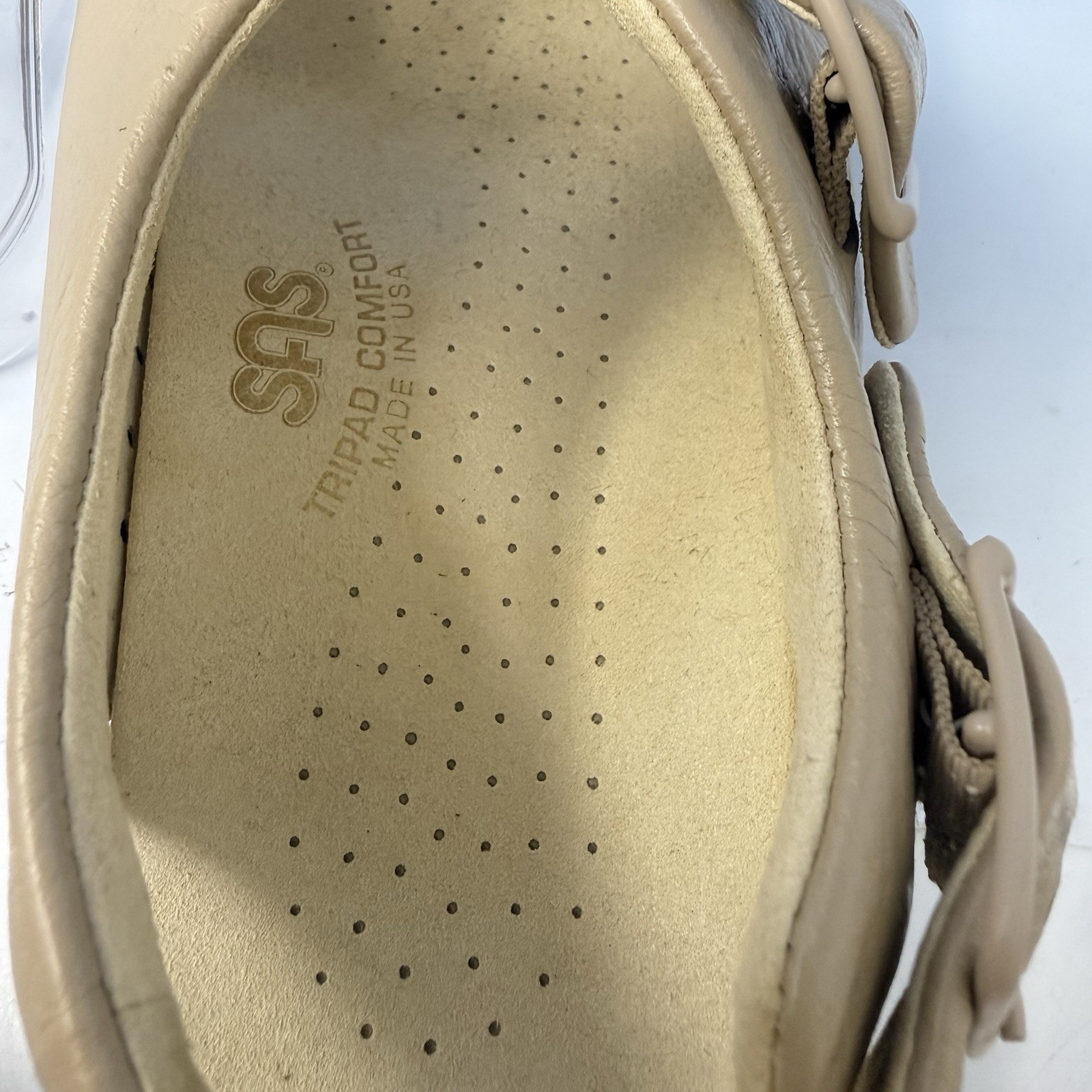 SAS Relaxed Walking Sandals Women Sz 6.5 W Beige Leather Comfort Shoe Adjustable