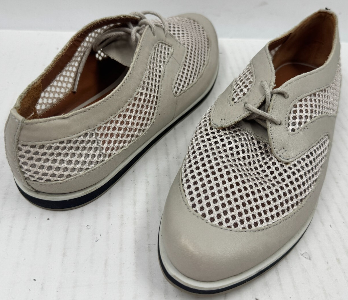Rebbecca Minkoff Women’s Shoes Size 7 Gray Leather Perforated Flat Shoes