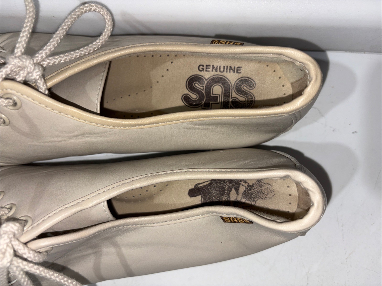 SAS Siesta Womens Shoes 8.5 M Beige Lace Up Leather Handsewn Moccasin USA Made