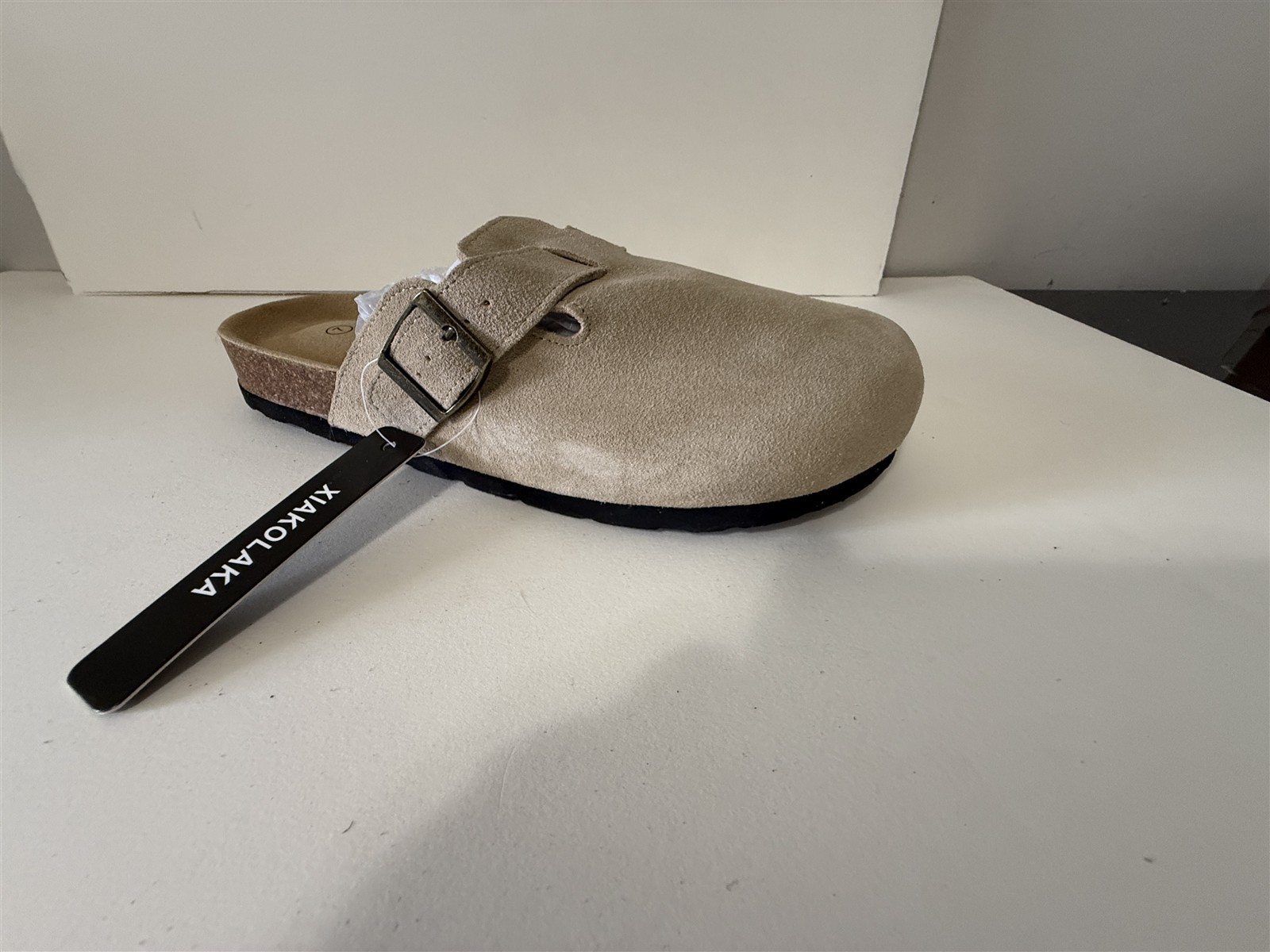 One Single Shoe Right Foot Women’s Moccasin Slip On Size 7