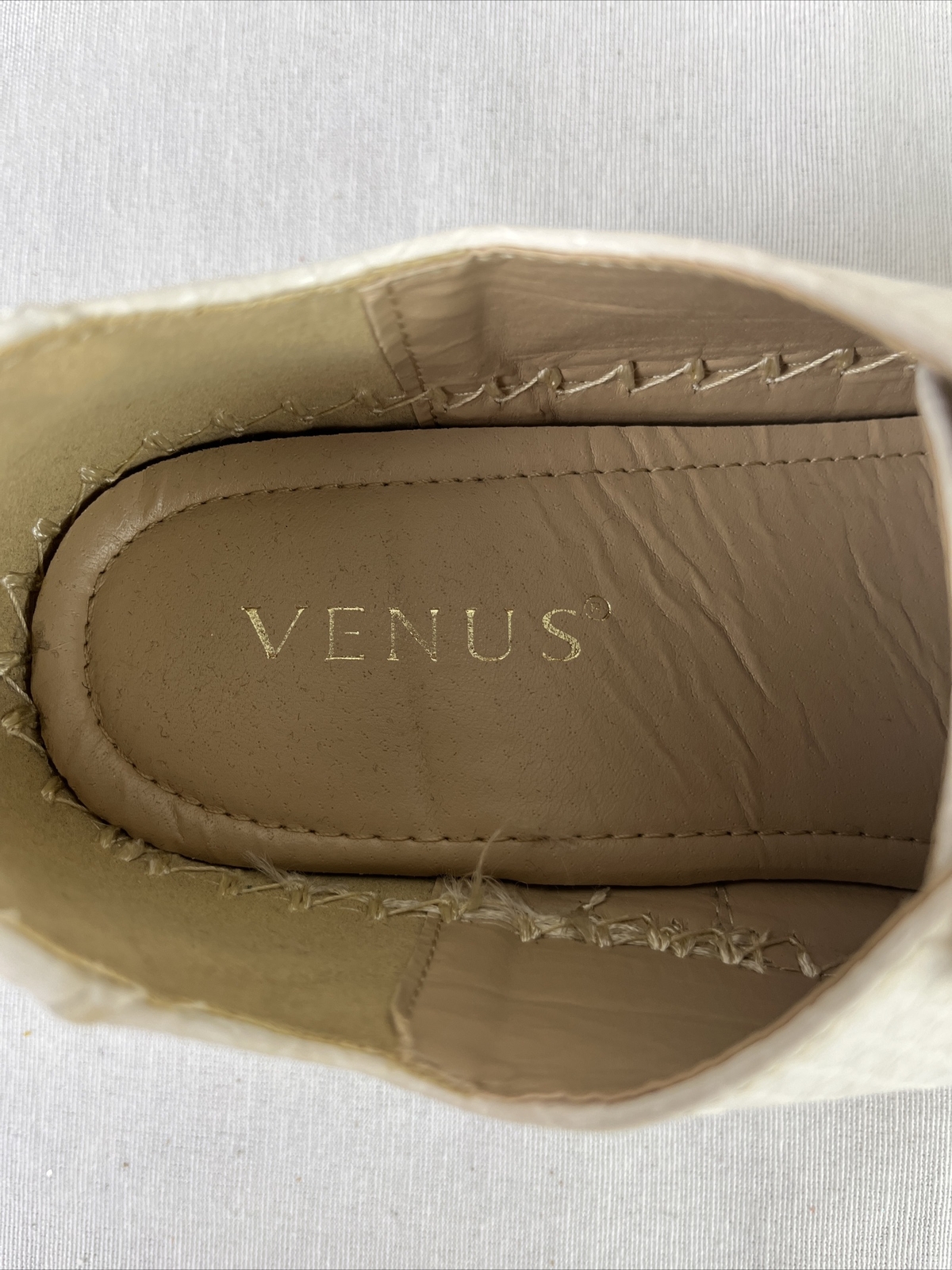 Venus Women’s White Reptile Print Lace Up Boho Comfort Shoes Size 10