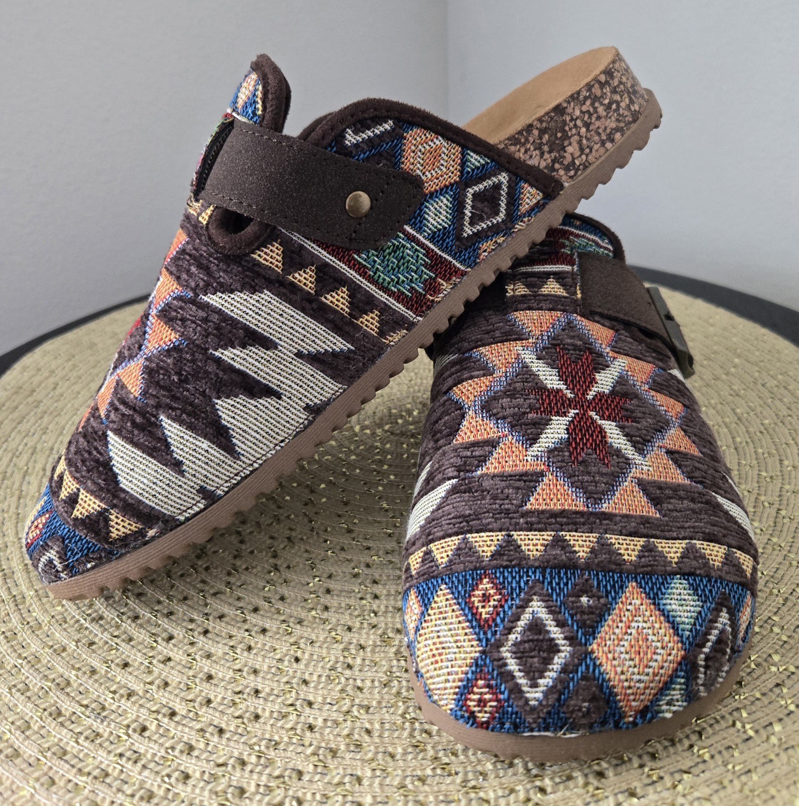 Dirty Laundry Bohemian Tapestry AZTEC Pattern Slide On Clogs Womens US 7 Artsy