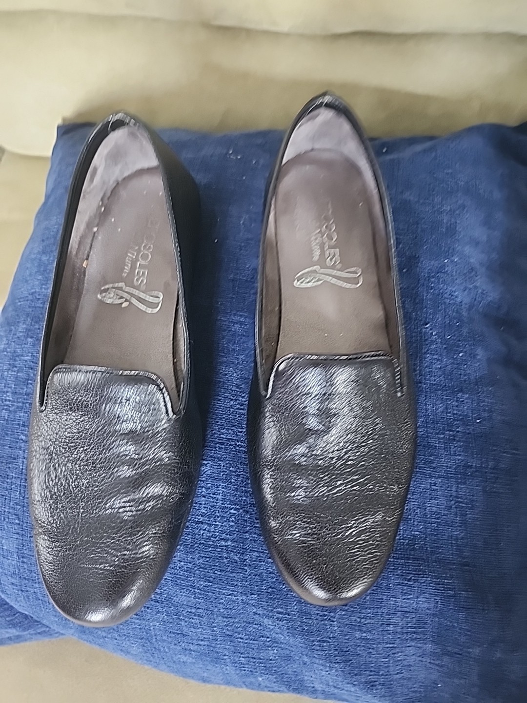 aerosols Casual slip on