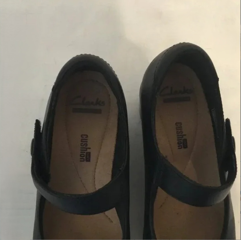 Clarks Hope Henley Black Leather Mary Jane 7.5 M Comfort Shoes Academia Work