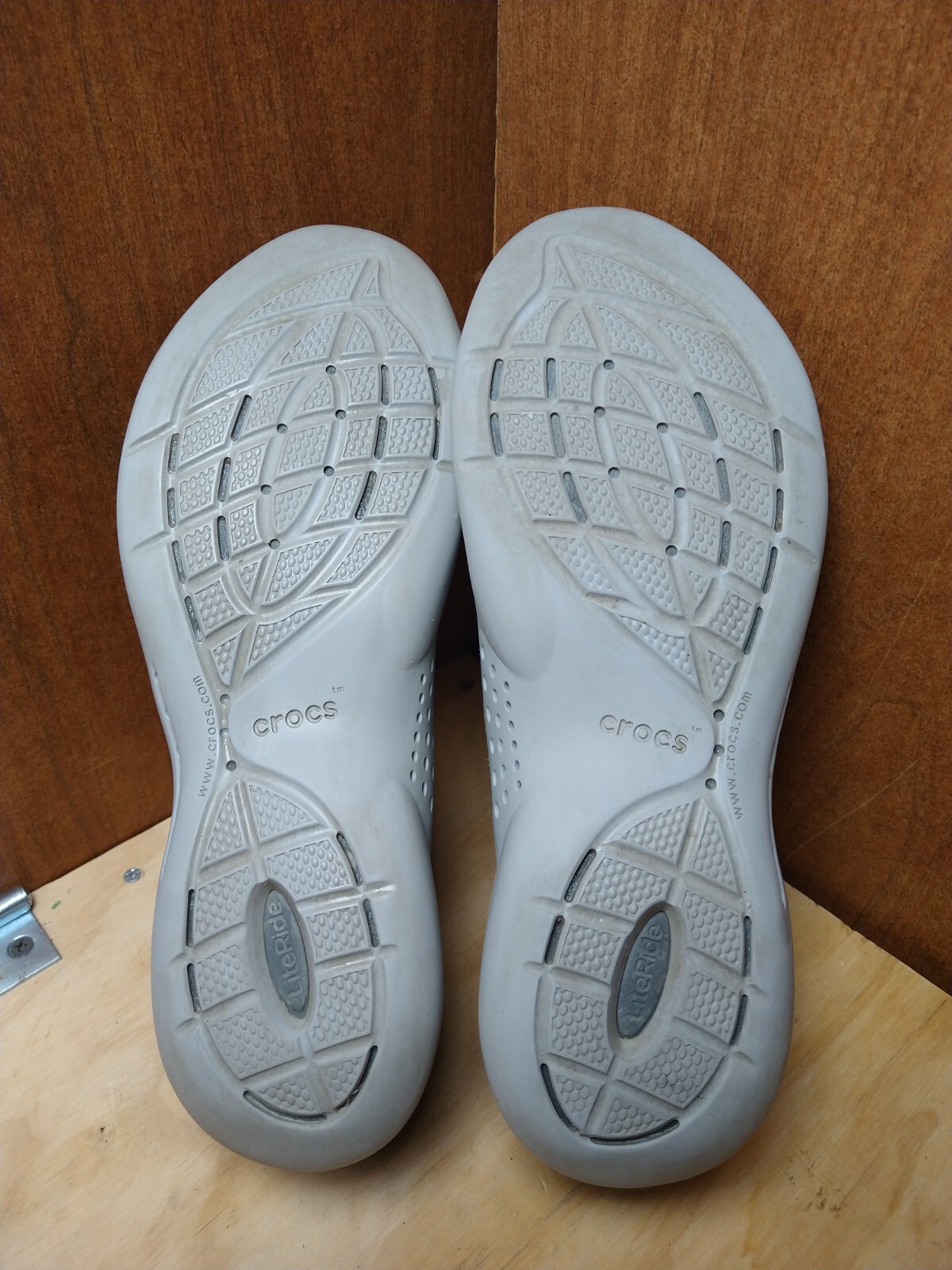 Crocs Womens Literide 360 Pacer Sneaker Black/Slate/Grey Sz 10 EUC
