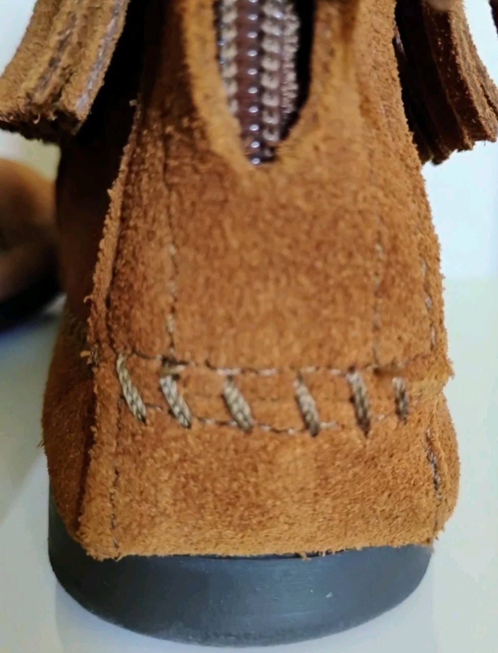 NWOB “Minnetonka” Brown Suede High Top Back Zipper Moccasin Boots US-11